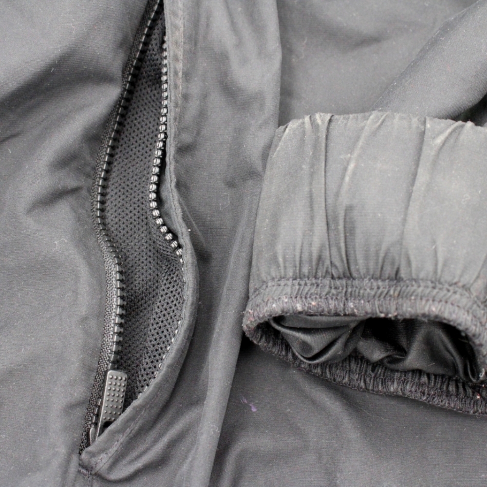 Nike Women’s 1X Black Fitted Windbreaker Jacket - Picture 2 of 5